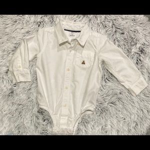 Baby GAP white shirt 🤍 18-24 months